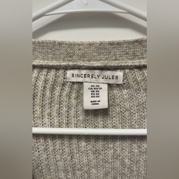 Sincerely Jules Button Up Knit Cardigan in XS - Picture 2 of 3